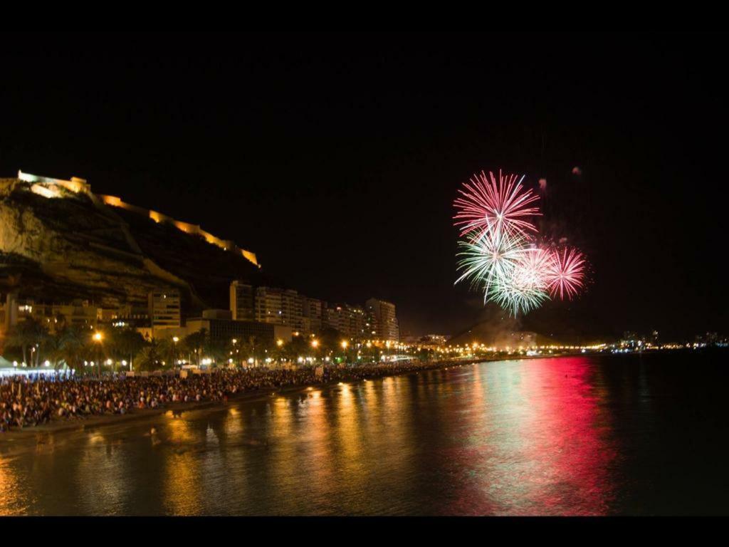 Stunning Sea View Appartement Alicante Buitenkant foto